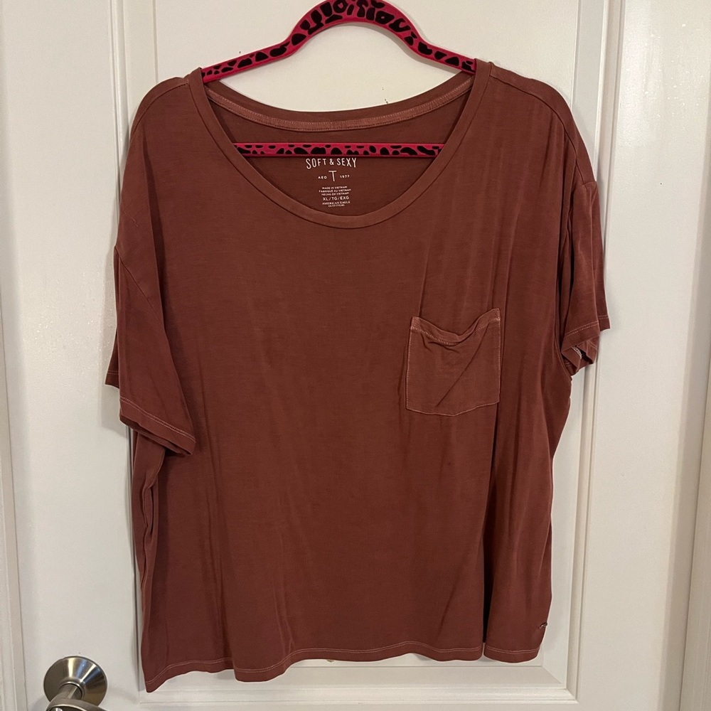 pink American Eagle soft & sexy t-shirt